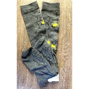 New Fun Knee Hi Spider & Web Socks by Xhilaration in Grey SIZE 4-10